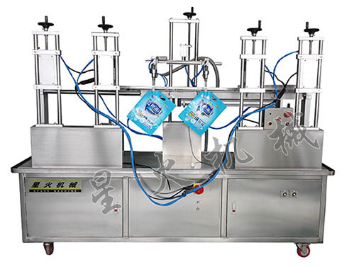 自立吸嘴袋灌裝旋蓋機-雙頭灌裝旋蓋一體機